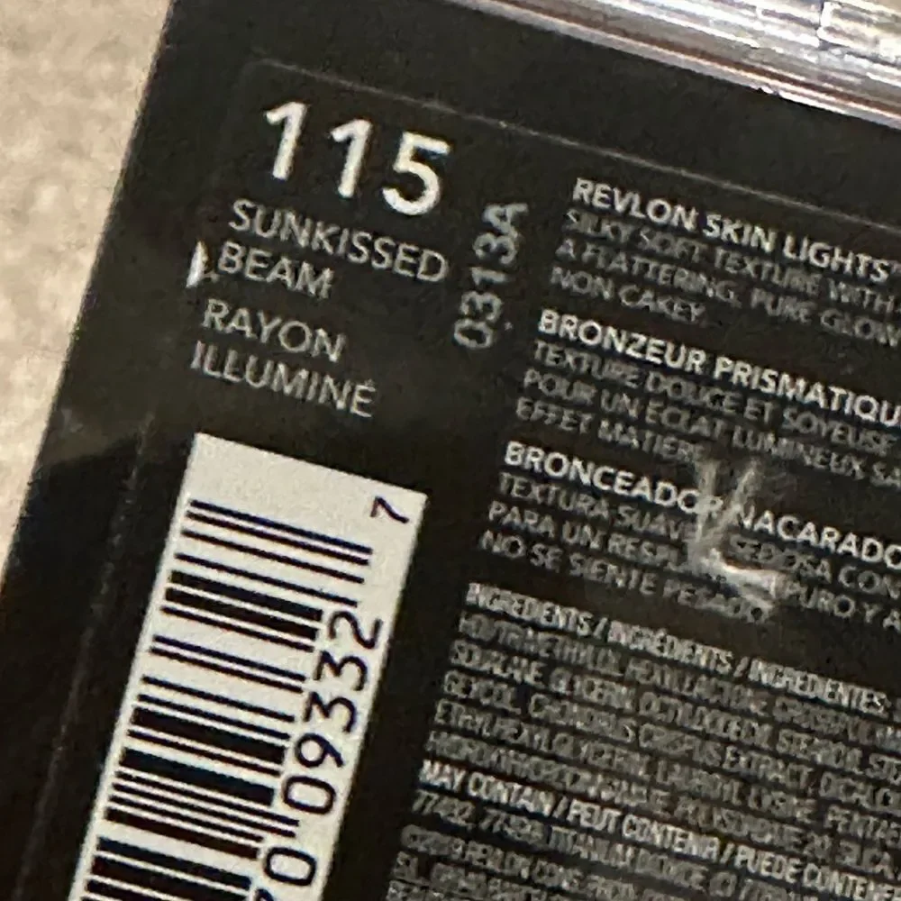 Revlon cover girl beauty bundle Bronzer Dark foundation